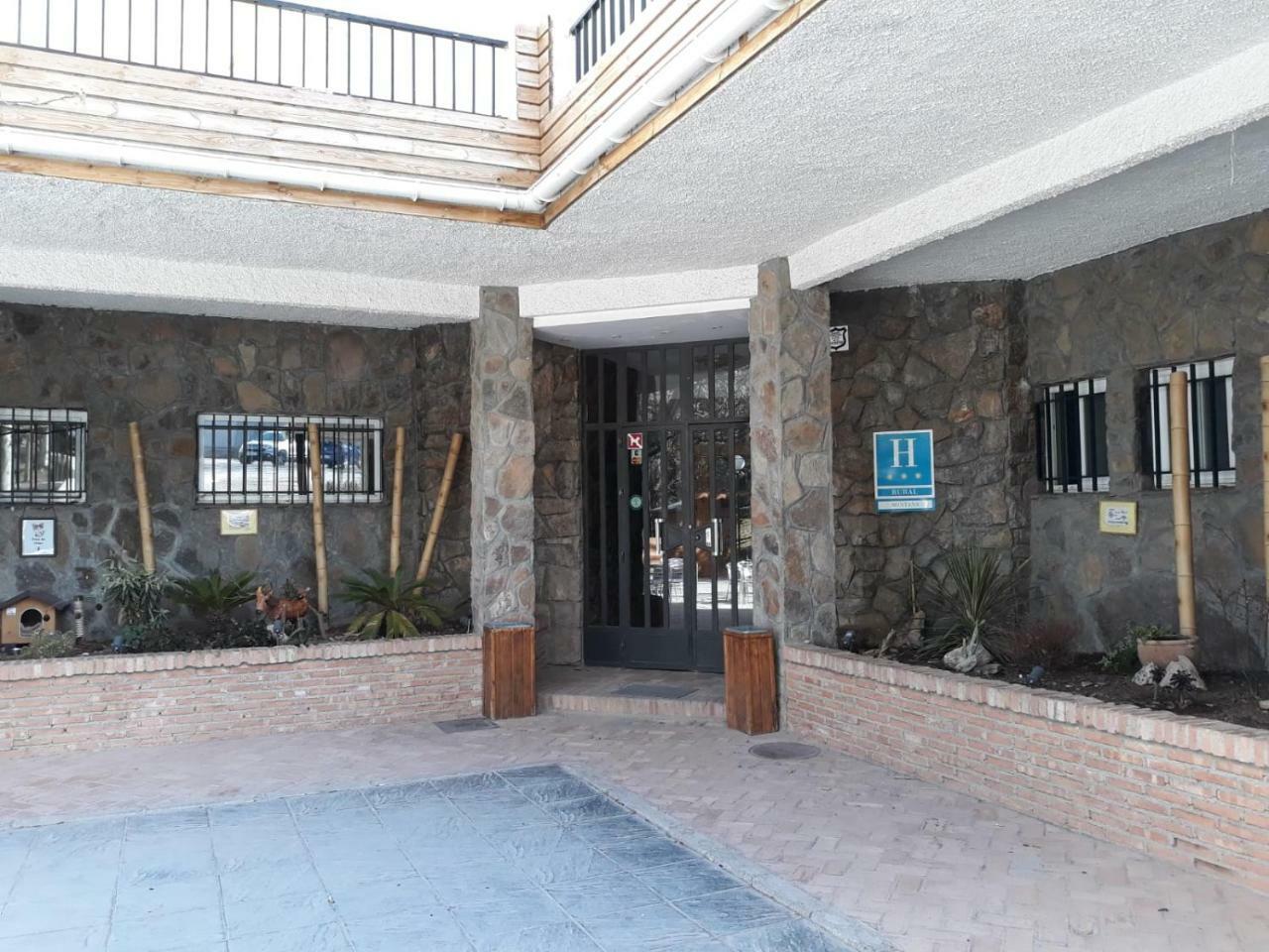 Отель Santa Cruz Сьерра-Невада Экстерьер фото